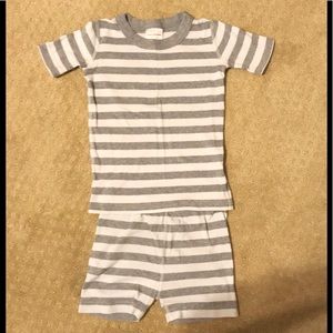 Hanna Andersson PJ set Short Johns sz 5 kids